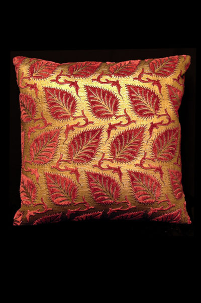 Fortuny Heliantus square carmine red printed velvet cushion front