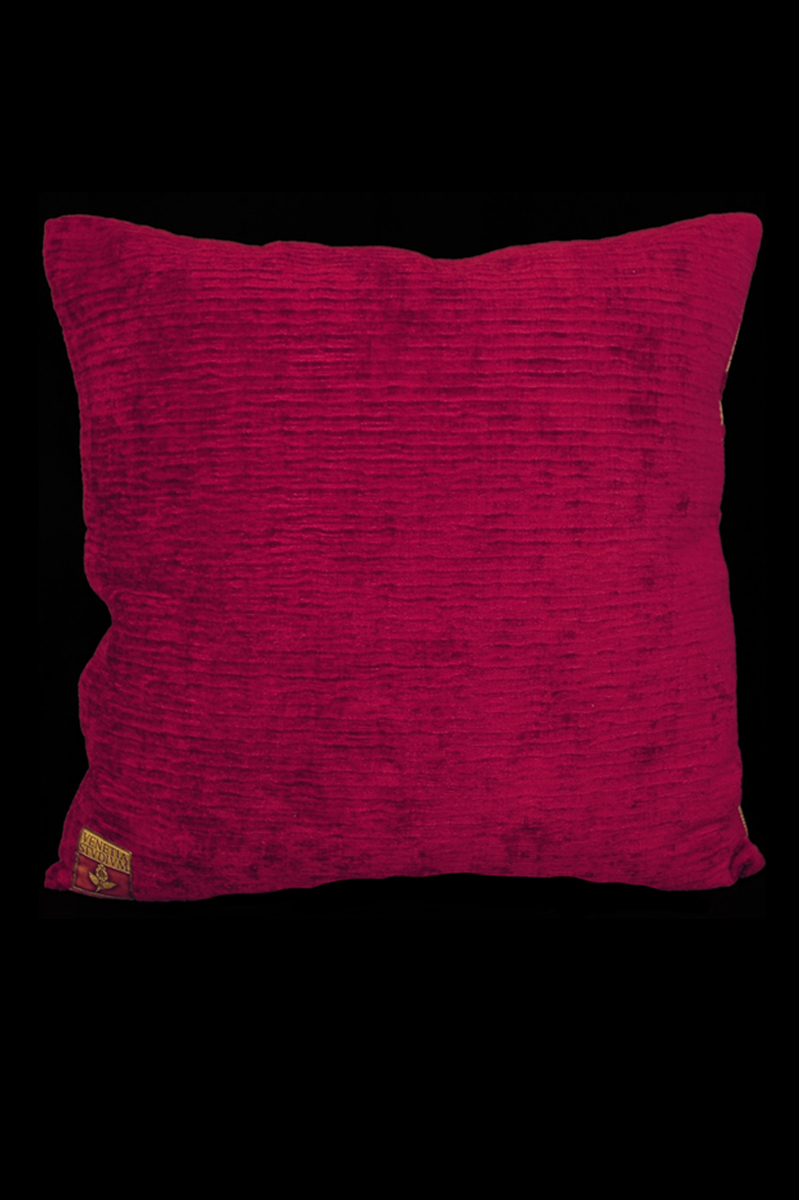 Fortuny Heliantus square dark red printed velvet cushion back