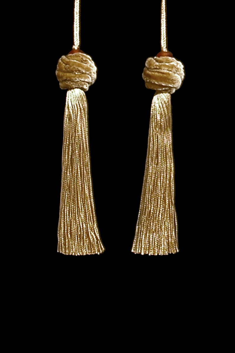Venetia Studium Turbante gold couple of tassels