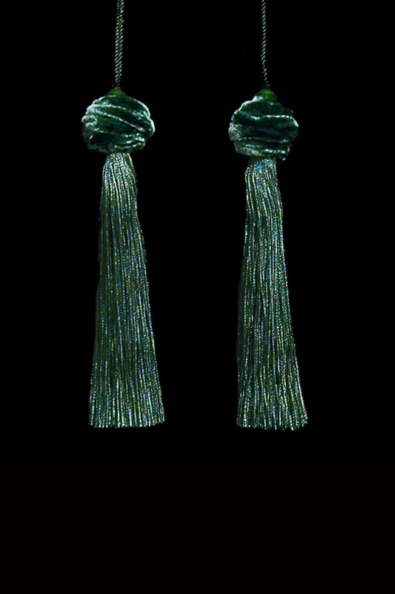 Venetia Studium Turbante couple of bottle green key tassels