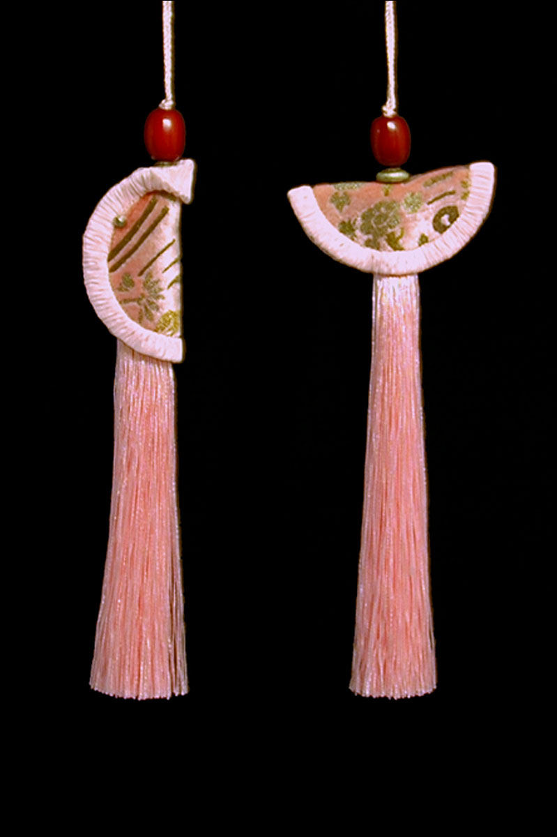 Venetia Studium couple of powder pink Geisha & Samurai key tassels