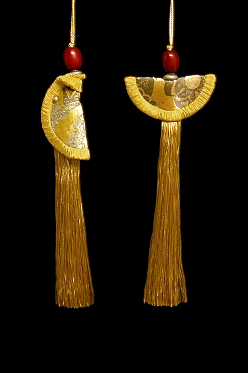 Venetia Studium couple of pale gold Geisha & Samurai key tassels
