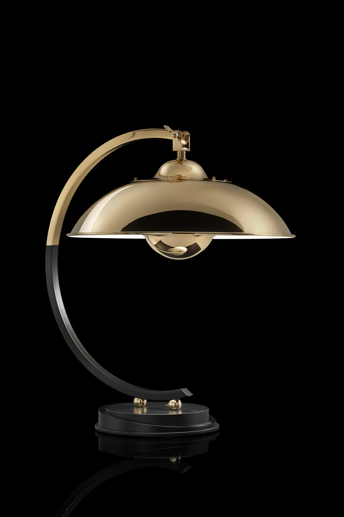 Fortuny President gold table lamp