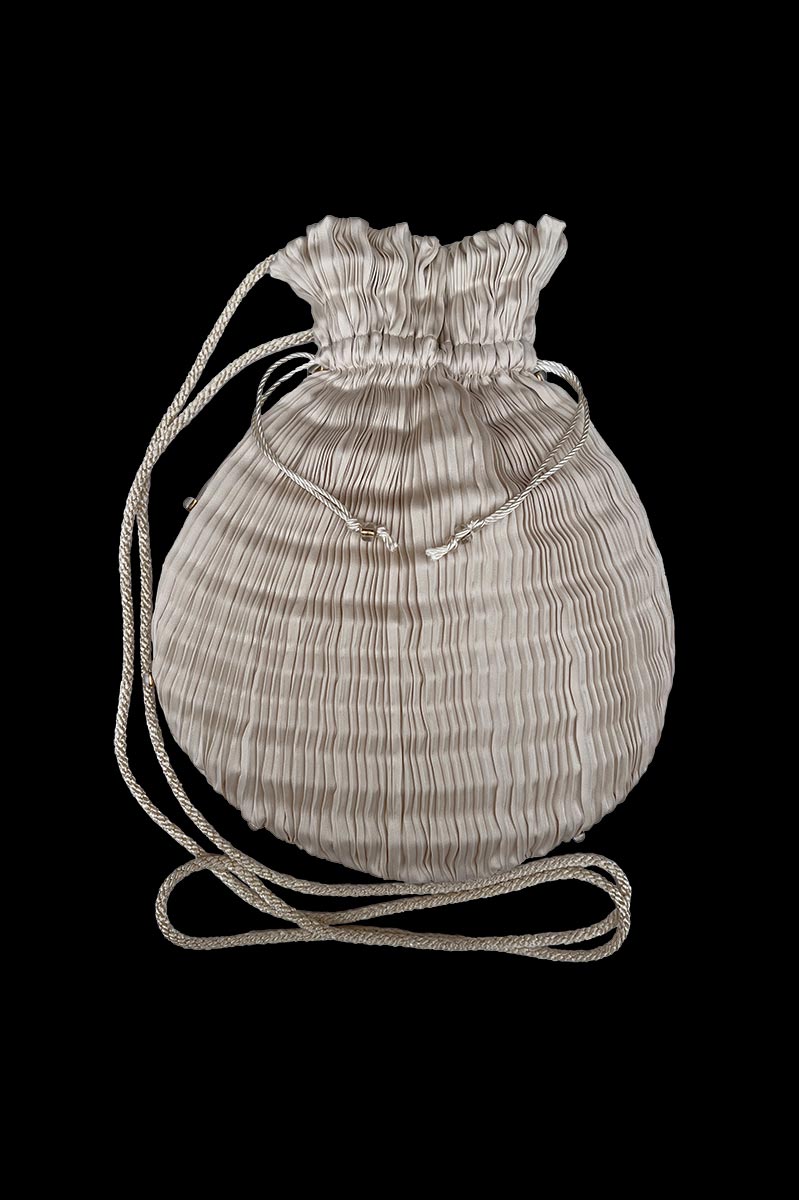 Anthea | Ivory